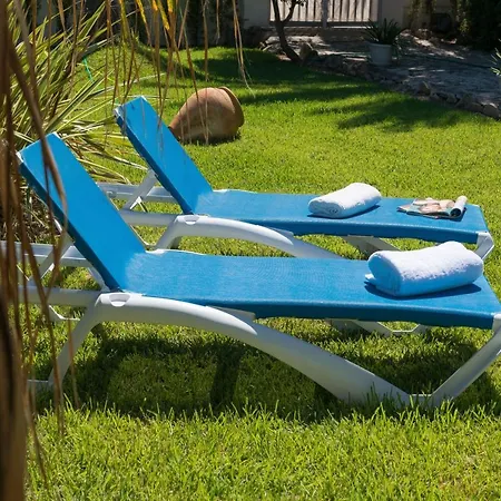 Blau Villa *